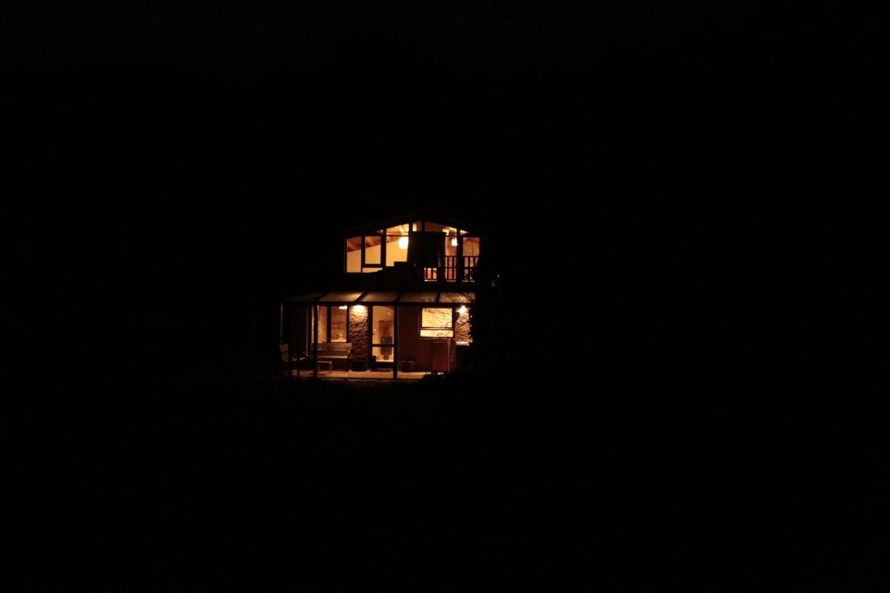 Casa Ecologica En Plena Naturaleza Arboli 外观 照片